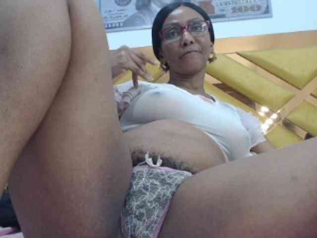 SashaMacgrego webcam