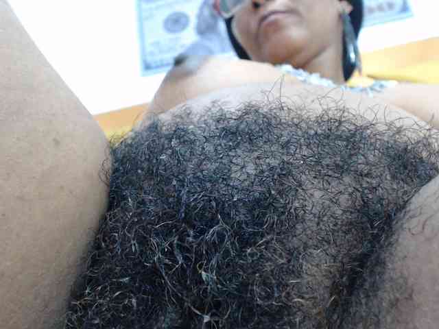 SashaMacgrego webcam