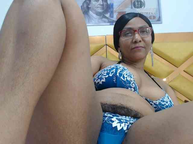 SashaMacgrego webcam