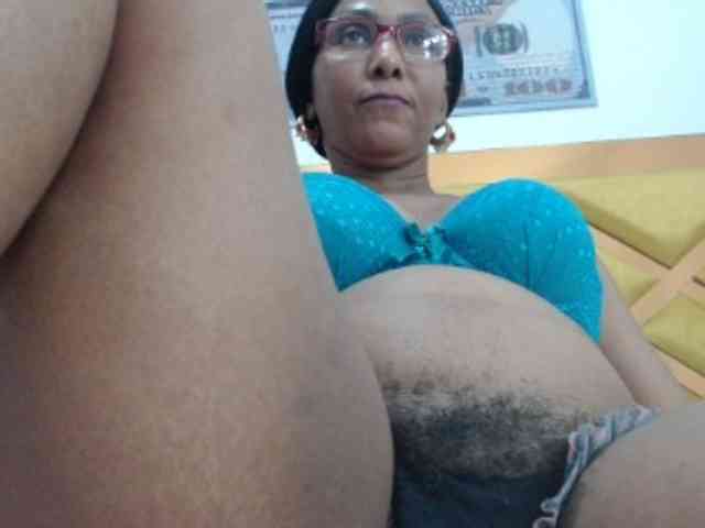SashaMacgrego webcam