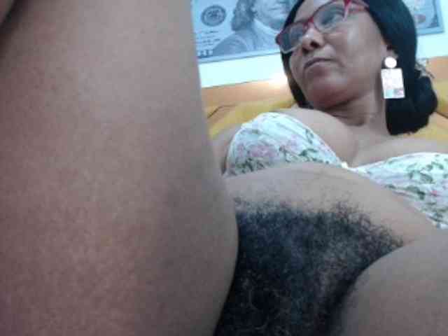 SashaMacgrego webcam