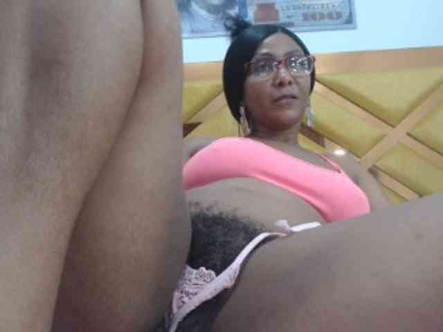 SashaMacgrego webcam