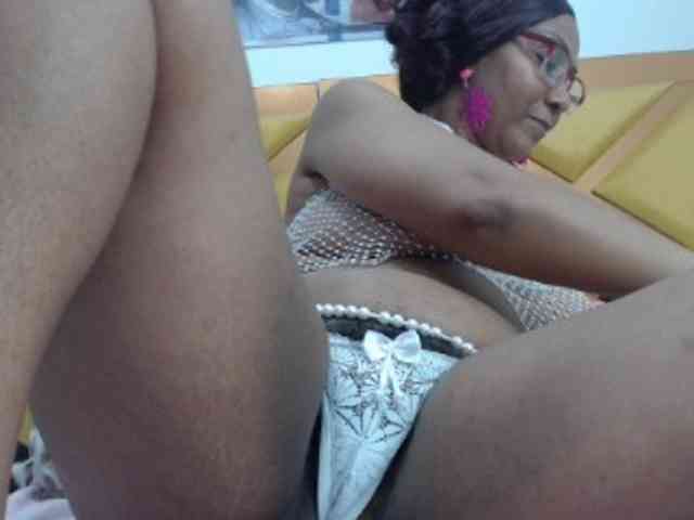 SashaMacgrego webcam
