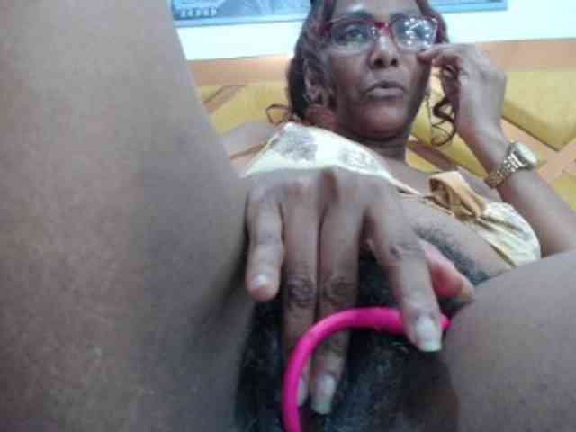 SashaMacgrego webcam