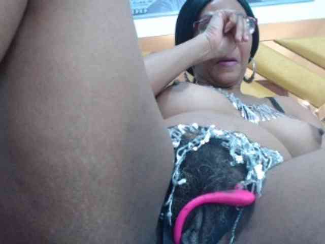 SashaMacgrego webcam