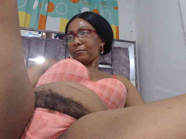SashaMacgrego webcam