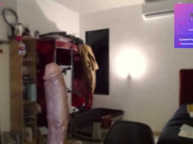 Lilye live cam on BongaCams