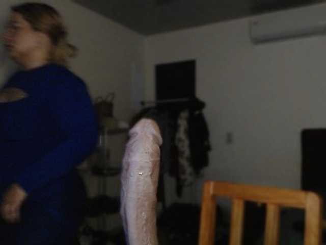 Lilye live cam on BongaCams