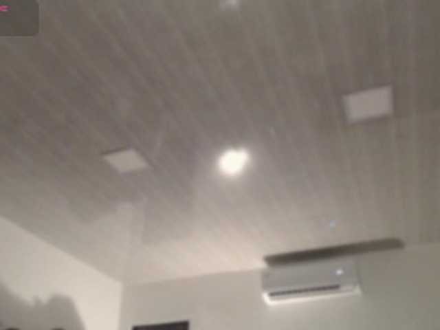 Lilye live cam on BongaCams