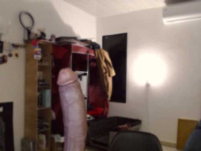 Lilye live cam on BongaCams