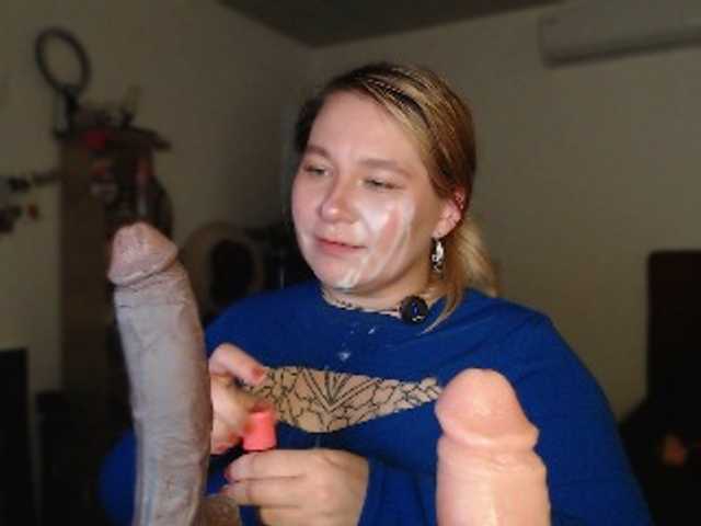 Lilye live cam on BongaCams