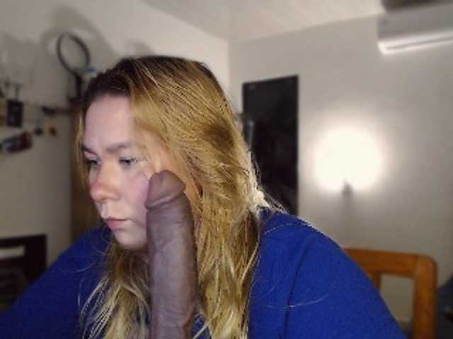 Lilye live webcam show