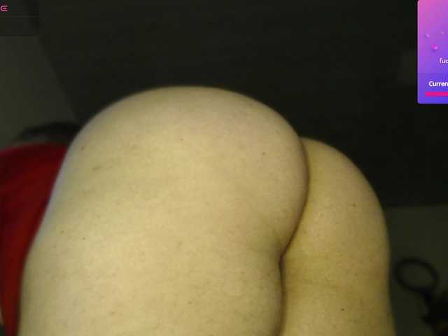 Lilye live cam on BongaCams