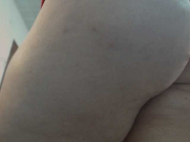 Lilye's BongaCams show and profile