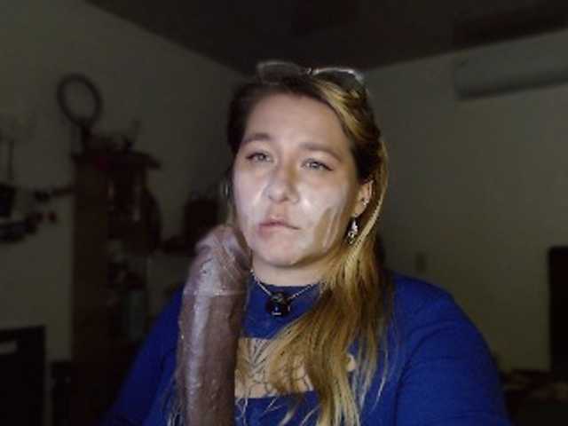 Lilye live cam on BongaCams