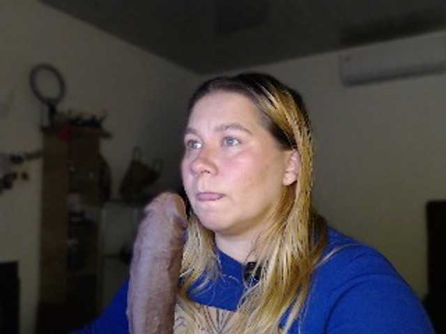 Lilye live cam on BongaCams