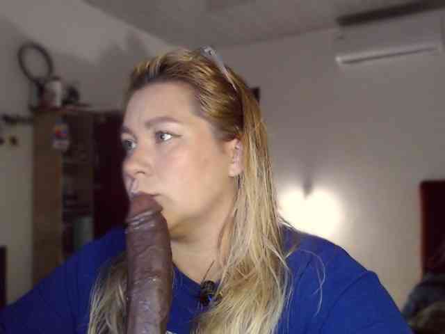 Lilye Live Webcam on BongaCams