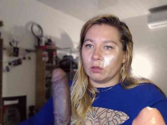Lilye Sex Cam Show