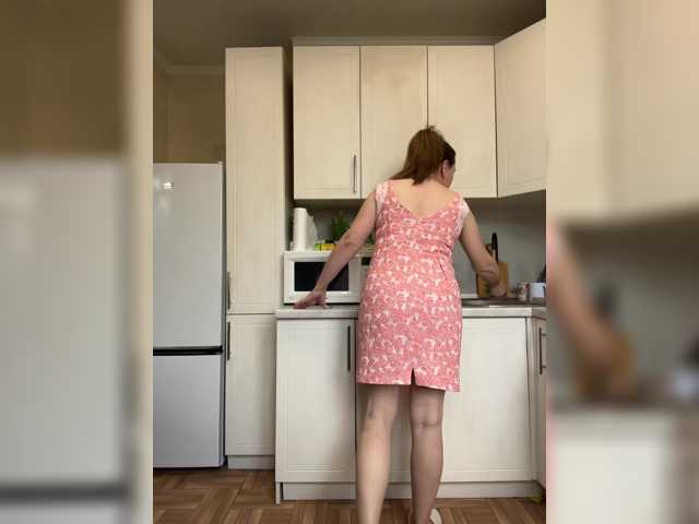 Inessasexy1 live cam
