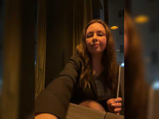 INESSASEXY1 live cam preview