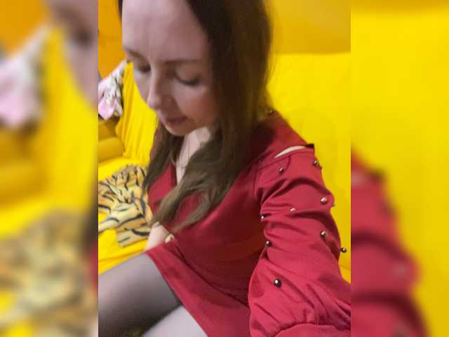 INESSASEXY1 live cam preview