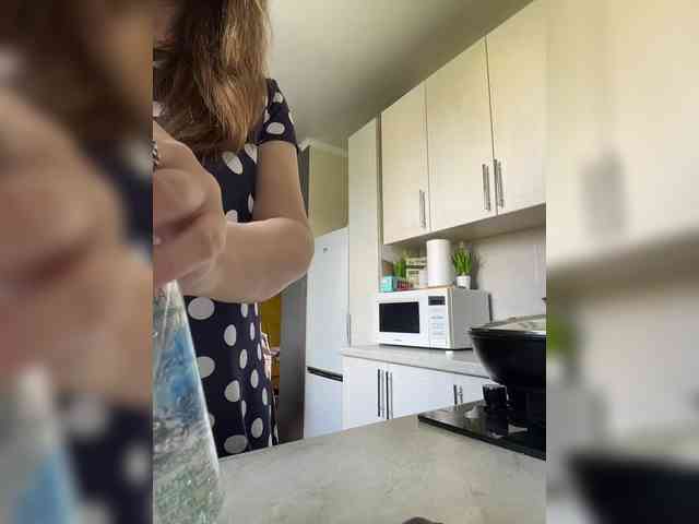 INESSASEXY1 webcam