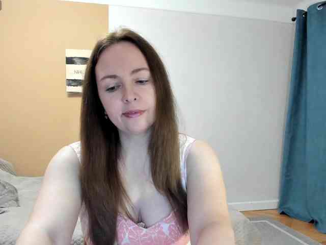 inessasexy1's live room