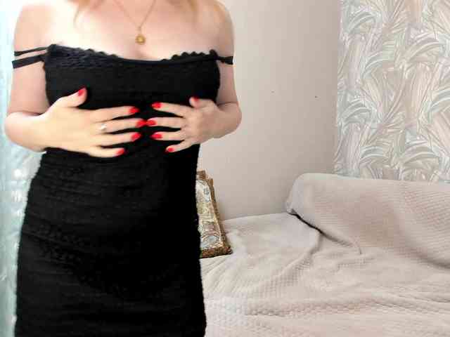 INESSASEXY1 webcam