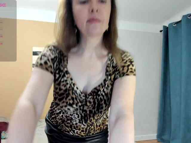 INESSASEXY1 webcam