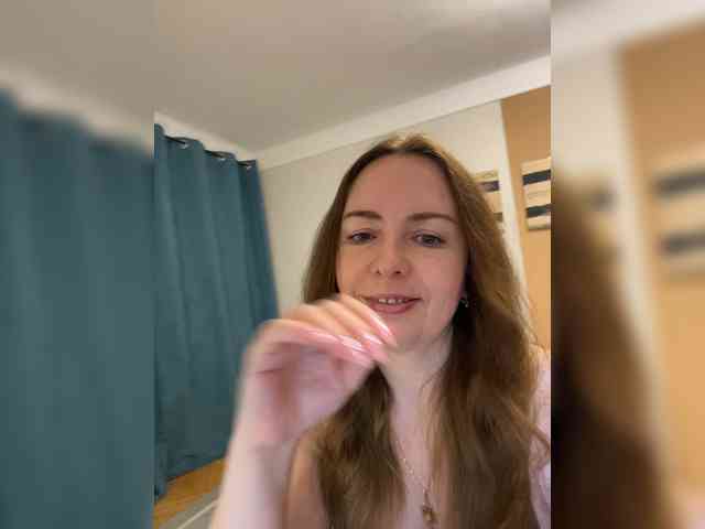 INESSASEXY1 webcam