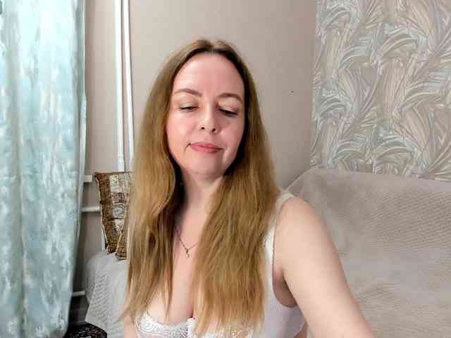 INESSASEXY1 webcam