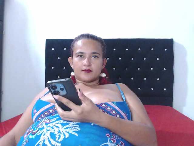isabellegree live cam on BongaCams