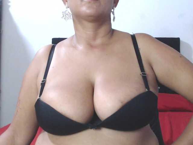 isabellegree live cam on BongaCams