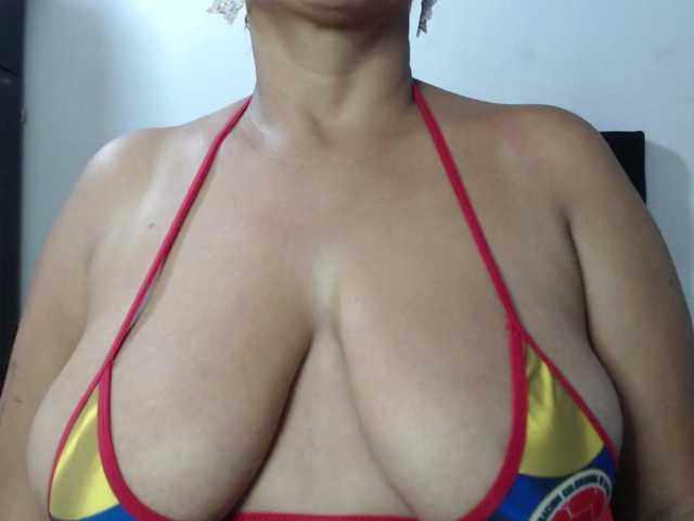 isabellegree live cam on BongaCams
