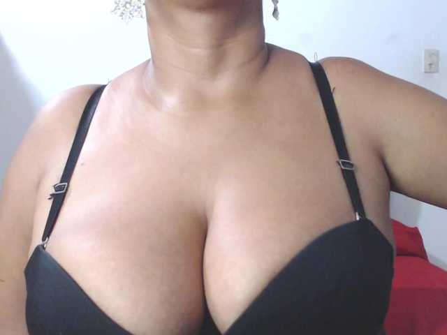 isabellegree live cam on BongaCams