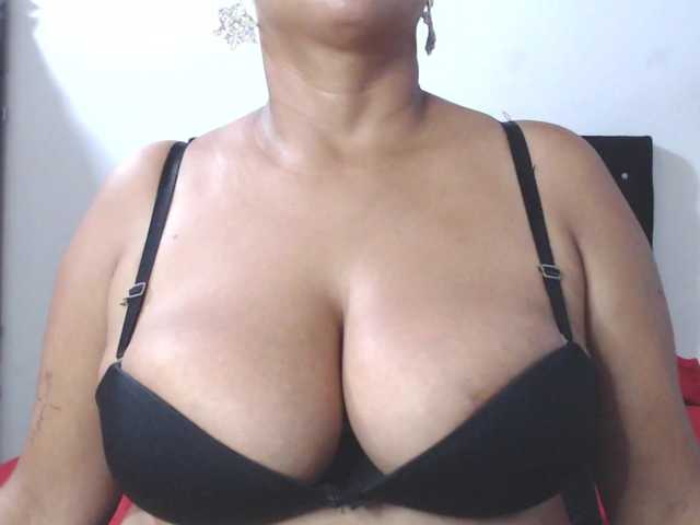 isabellegree live cam on BongaCams