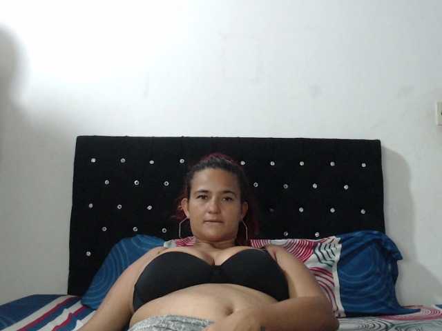 isabellegree, en vivo ahora en BongaCams