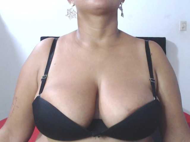 isabellegree live cam on BongaCams