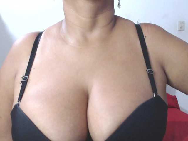 isabellegree live cam on BongaCams