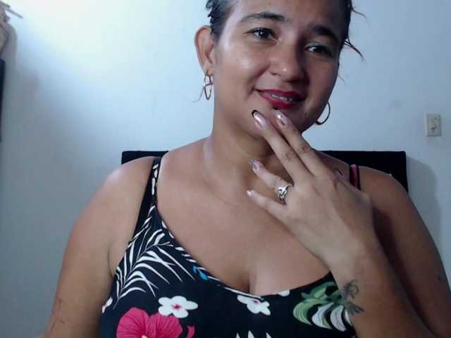 isabellegree live cam on BongaCams