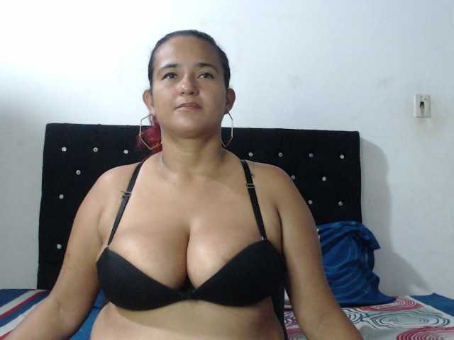 isabellegree, en vivo ahora en BongaCams