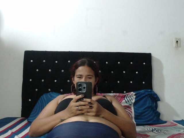 isabellegree, en vivo ahora en BongaCams