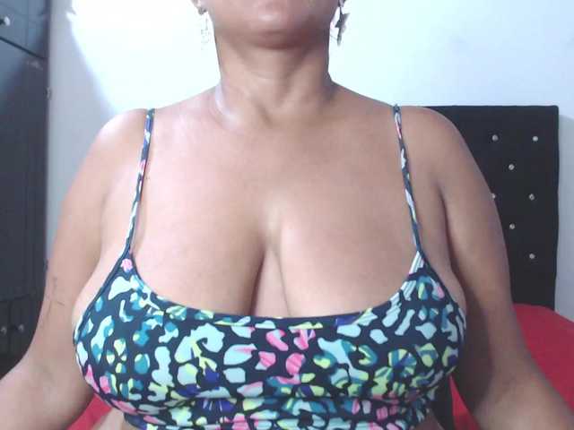 isabellegree live cam on BongaCams