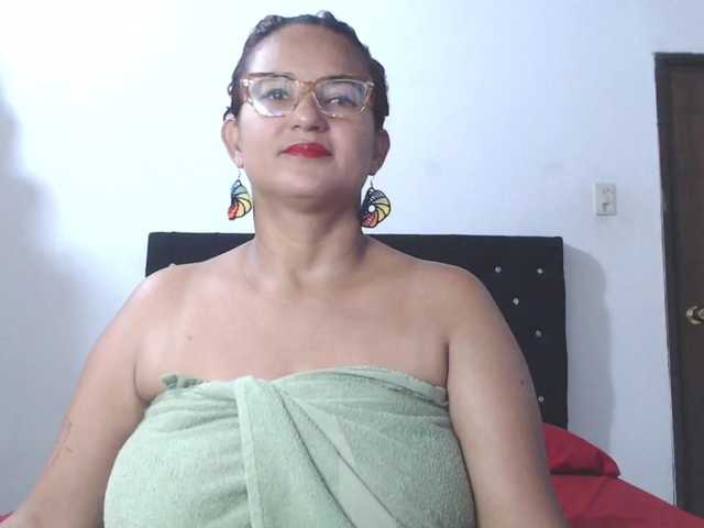 isabellegree live cam on BongaCams