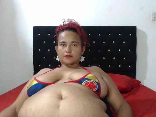 Isabellegree's cam show statistics and live stream