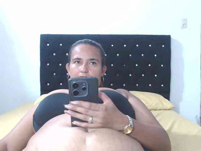 isabellegree webcam