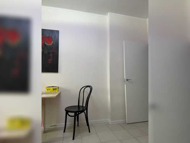 Crystal1-1 live cam on BongaCams