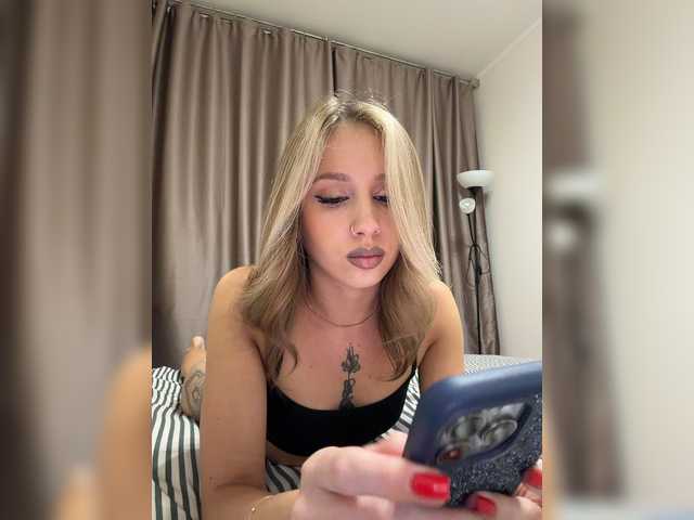 BarbieKoShKa1-1 live cam preview