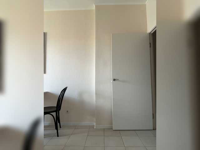 Crystal1-1 live cam on BongaCams