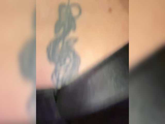 Crystal1-1 live cam on BongaCams